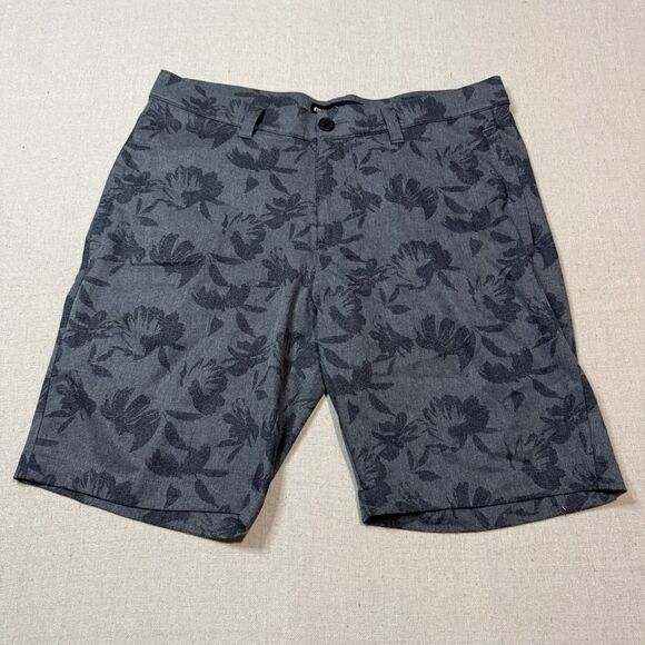Travis Mathew Inlet Golf Shorts Size 33 Black Gray  9” Inseam Pinstripe Floral - Picture 1 of 7